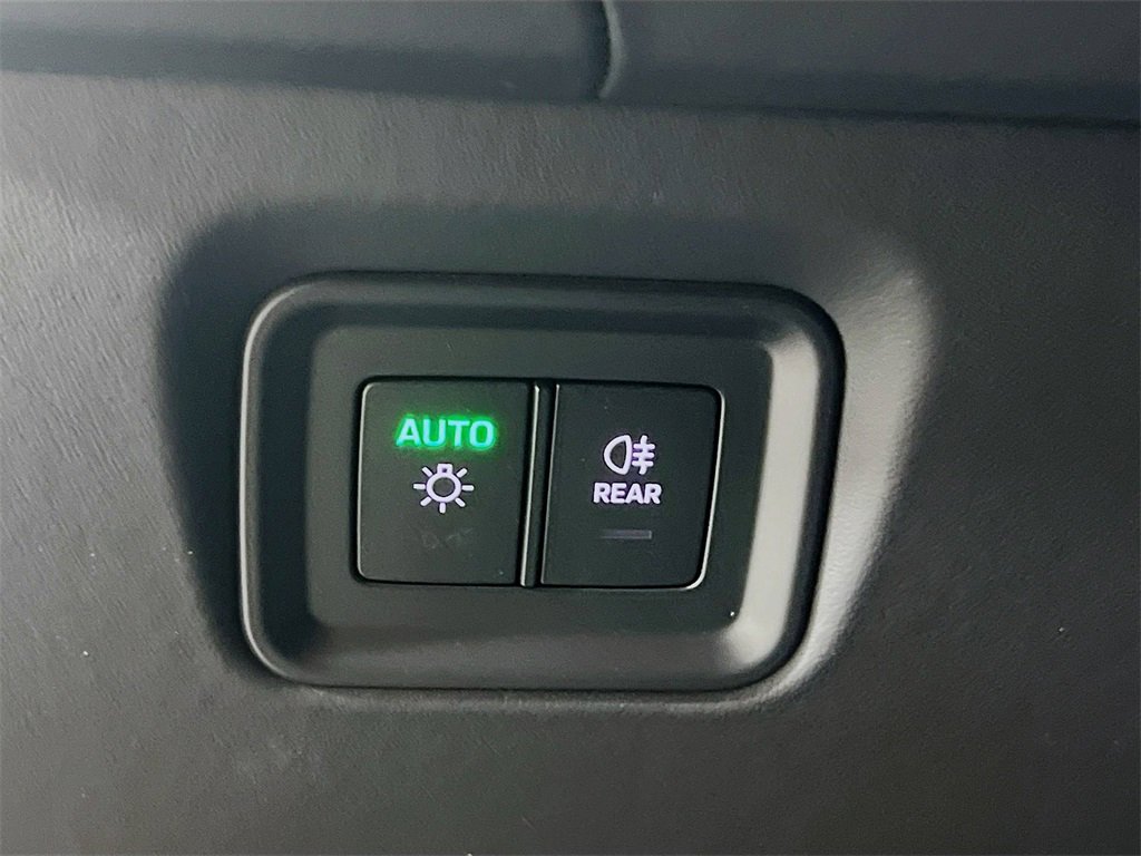 New 2026 Porsche Cayenne GTS image 11