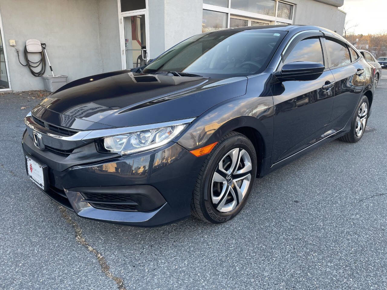 Used 2018 Honda Civic LX image 3