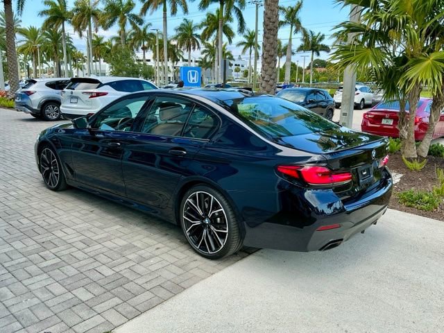 Used 2023 BMW 540i w/ M Sport Package RWD image 4