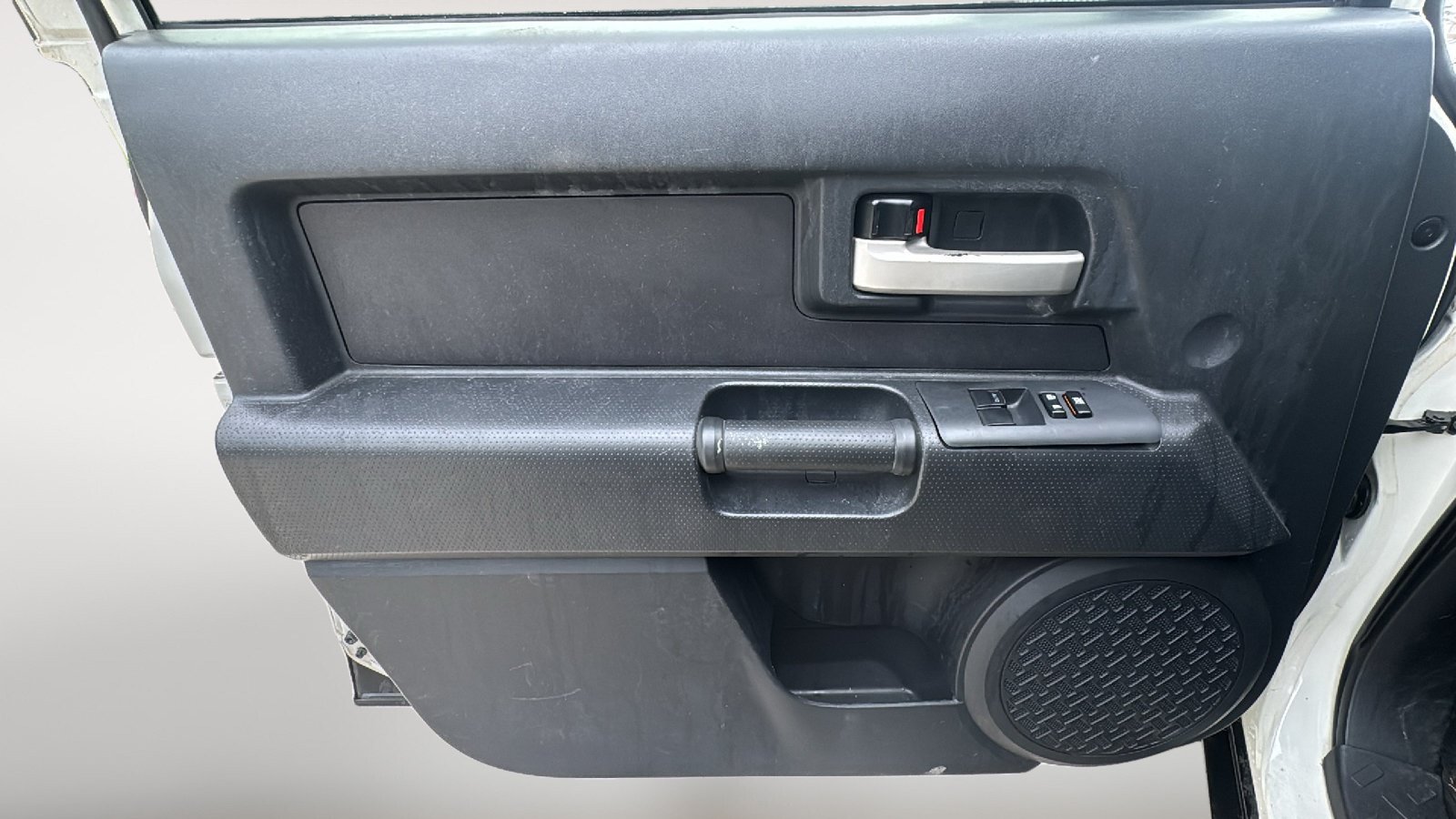 Used 2012 Toyota FJ Cruiser 2WD w/ Convenience Pkg image 11