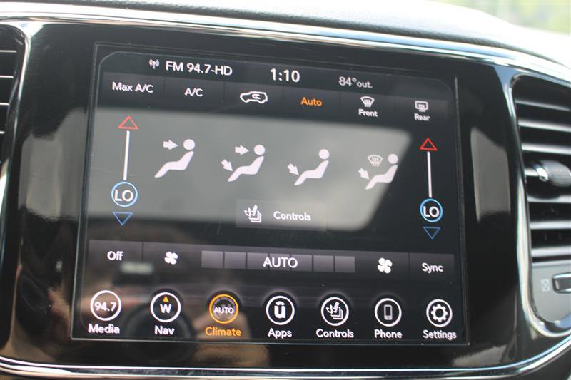 Used 2020 Jeep Grand Cherokee Altitude image 18