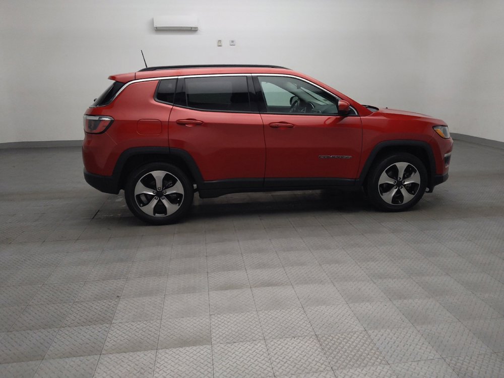 Used 2017 Jeep Compass Latitude w/ Popular Equipment Group FWD image 10