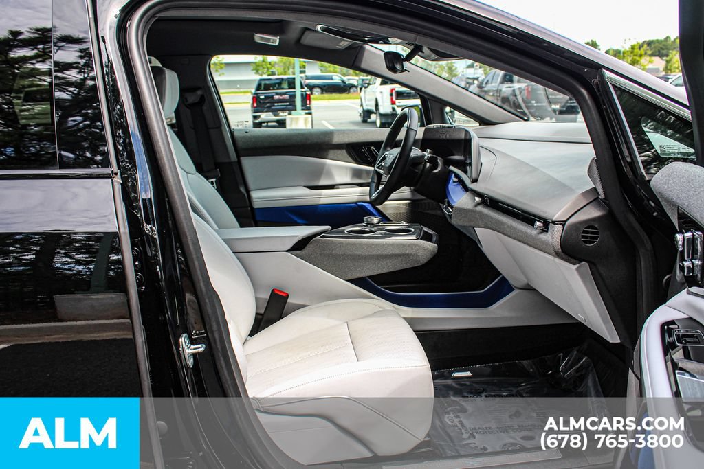 Used 2026 Cadillac Optiq Luxury 2 AWD/4WD image 19