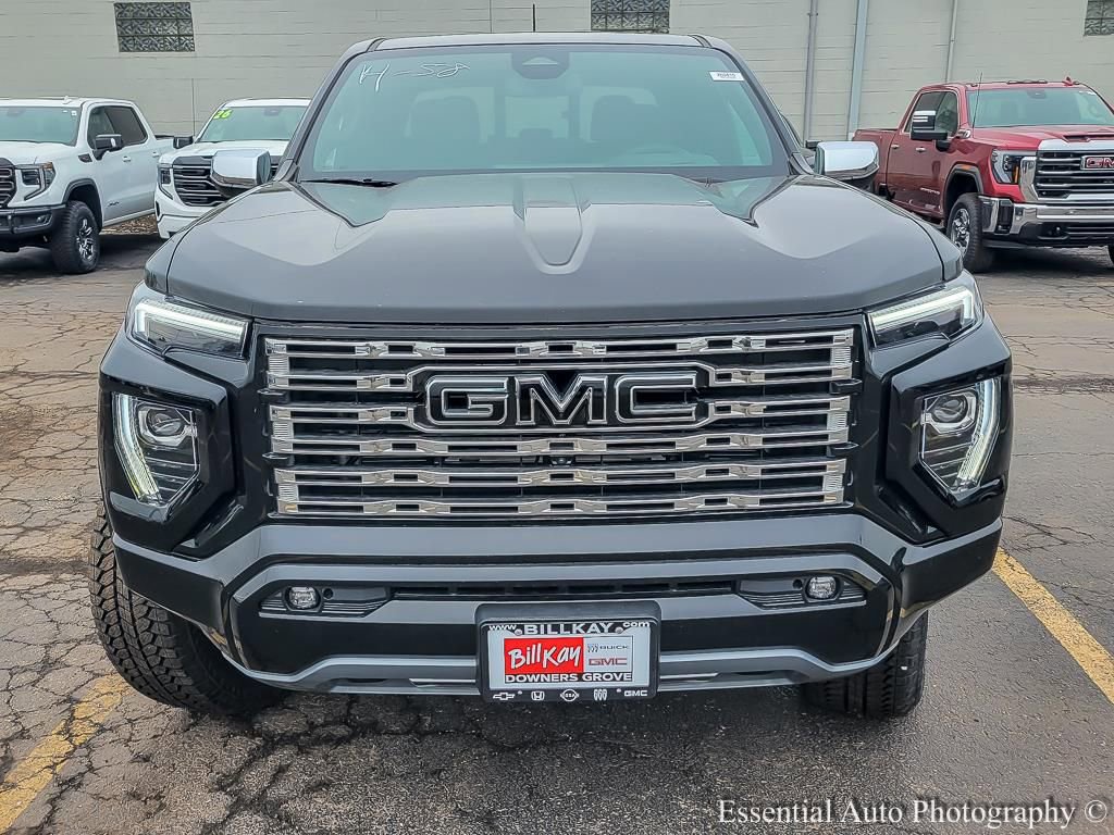New 2026 GMC Canyon Denali w/ LPO, Denali Black Edition image 5