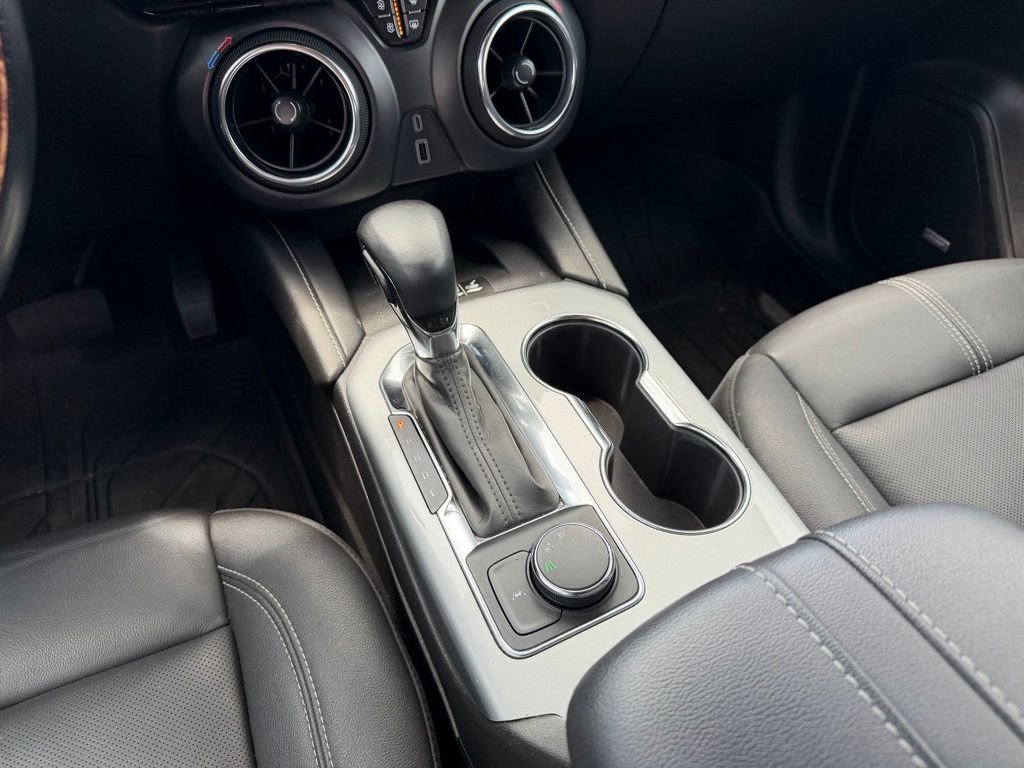 Used 2024 Chevrolet Blazer LT w/ Sound & Technology Package FWD image 14