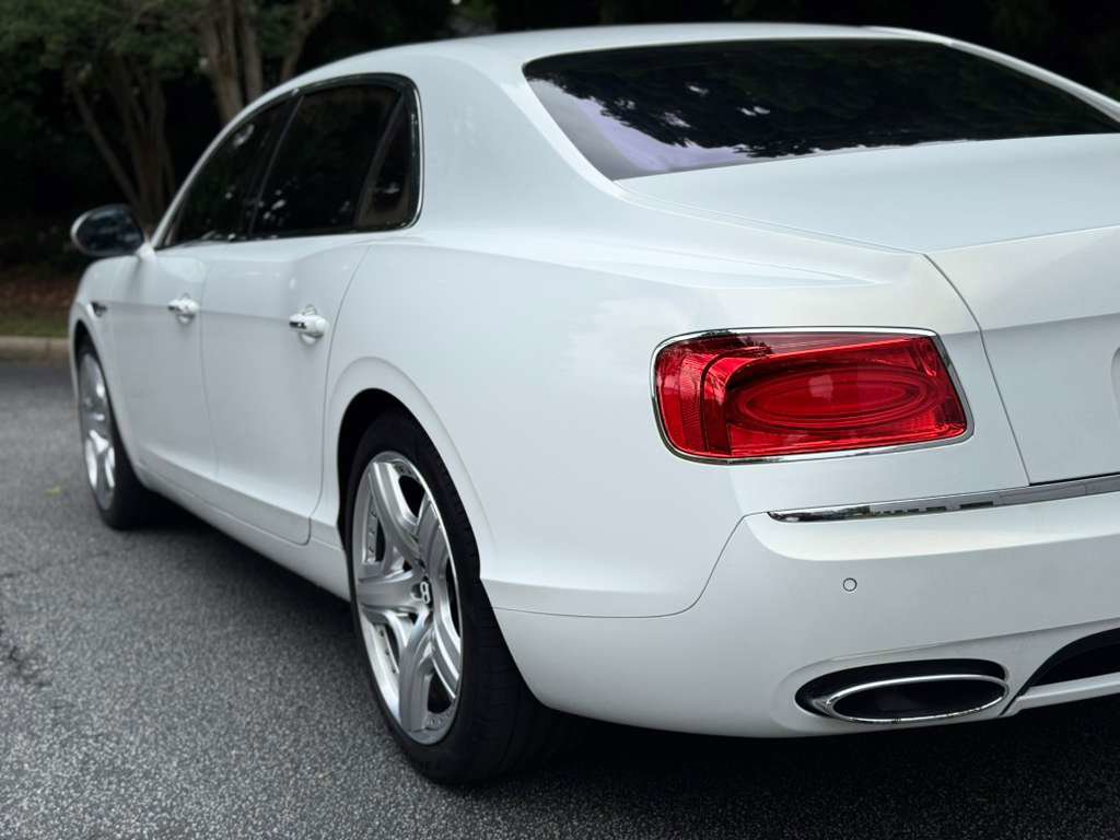 Used 2015 Bentley Flying Spur W12 AWD/4WD image 15