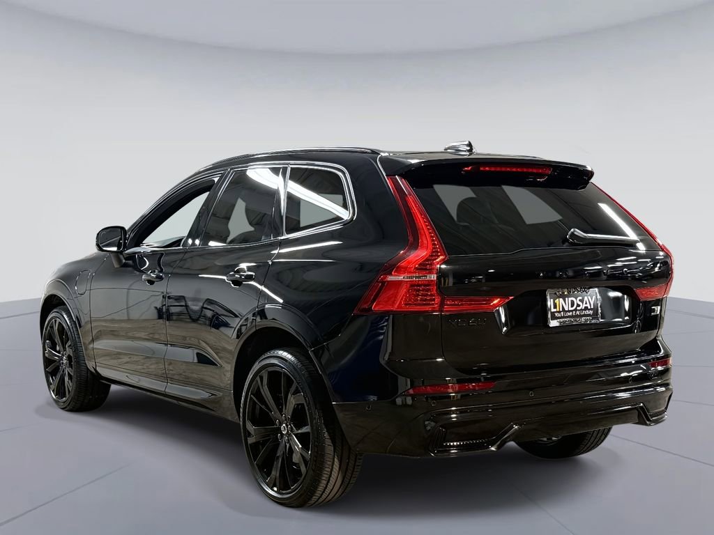 Used 2024 Volvo XC60 T8 Ultimate w/ Climate Package image 12