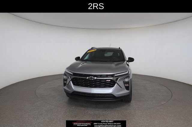 Used 2024 Chevrolet Trax RS w/ Driver Confidence Package FWD image 32