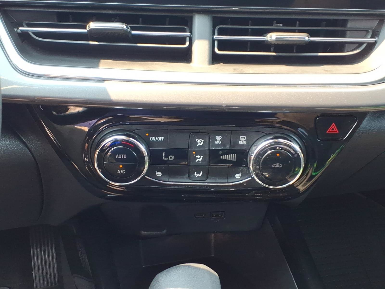 Used 2024 Chevrolet Trax ACTIV FWD image 13
