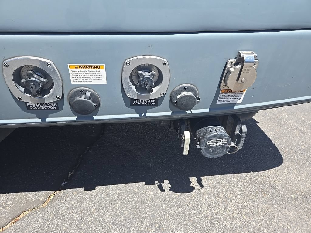 Used 2023 Mercedes-Benz Sprinter 3500 image 19