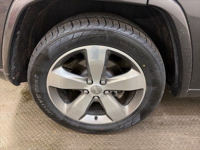 Used 2016 Jeep Grand Cherokee Overland image 37