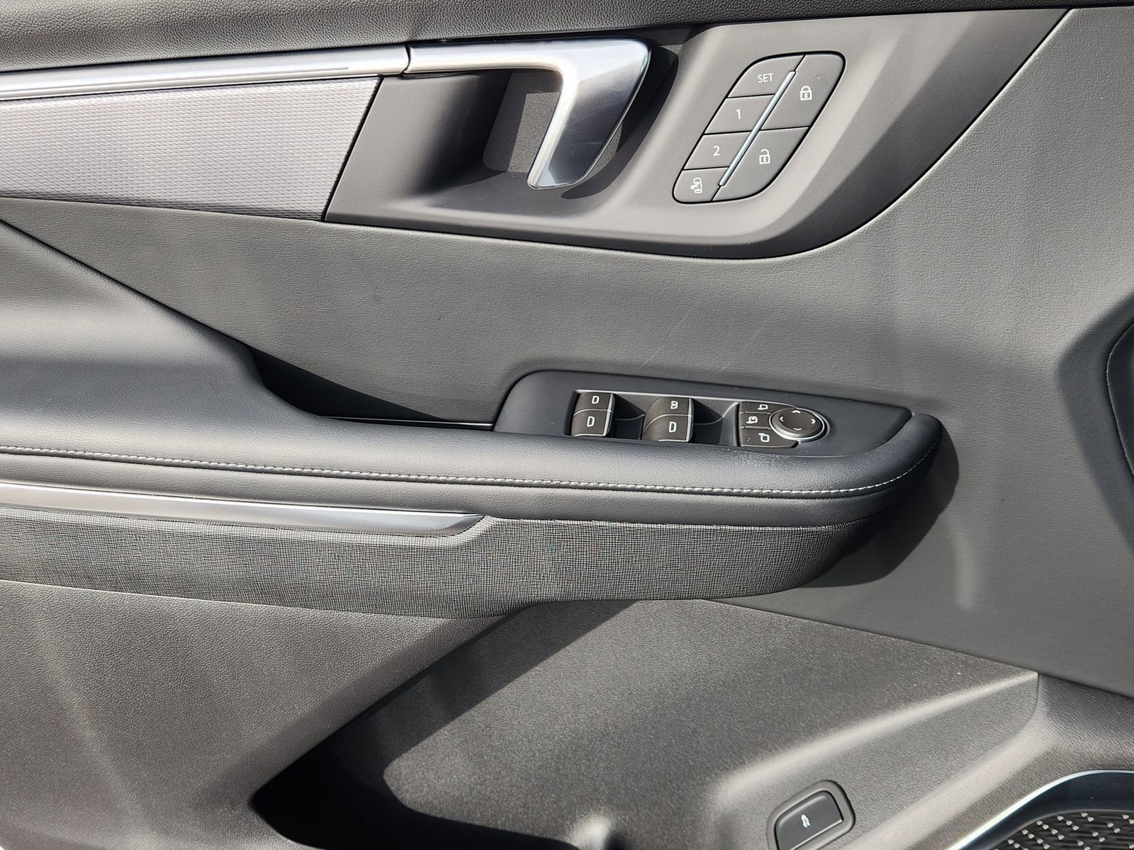 New 2026 Buick Enclave Sport Touring w/ Power Package image 27