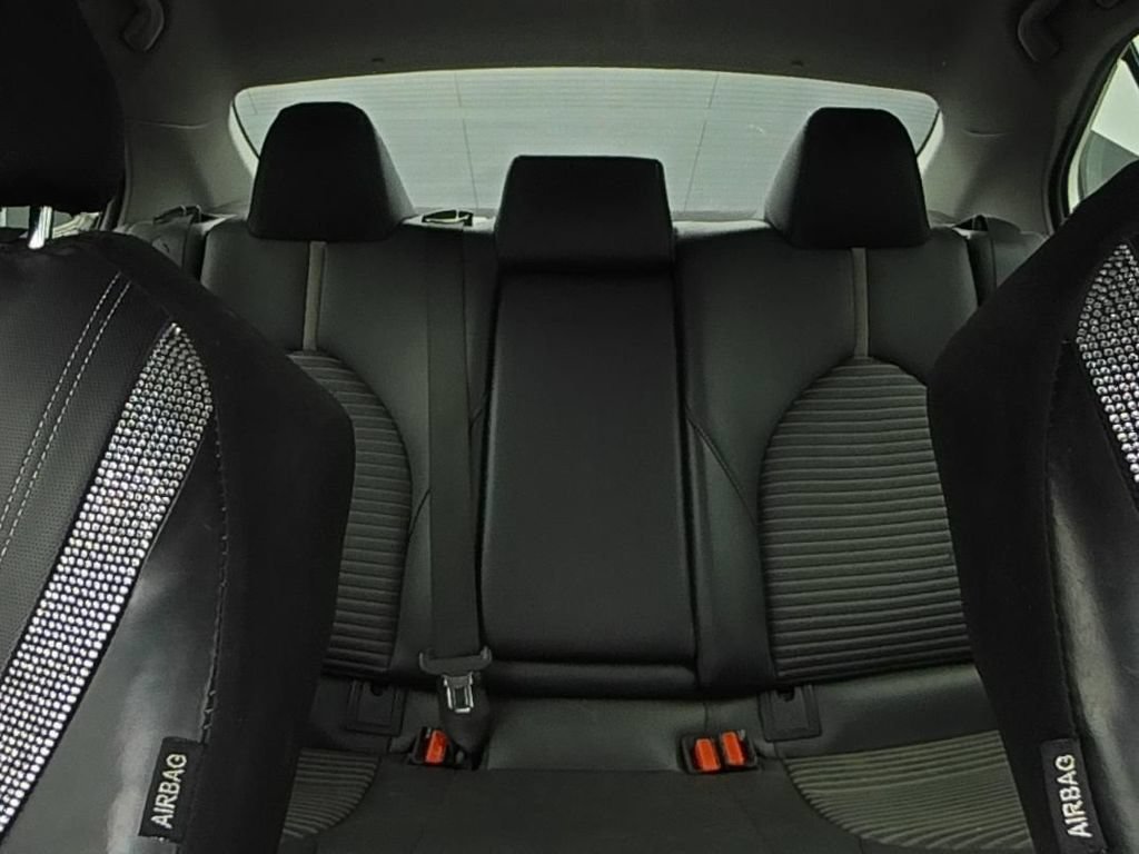 Used 2019 Toyota Camry SE w/ Audio Package FWD image 10