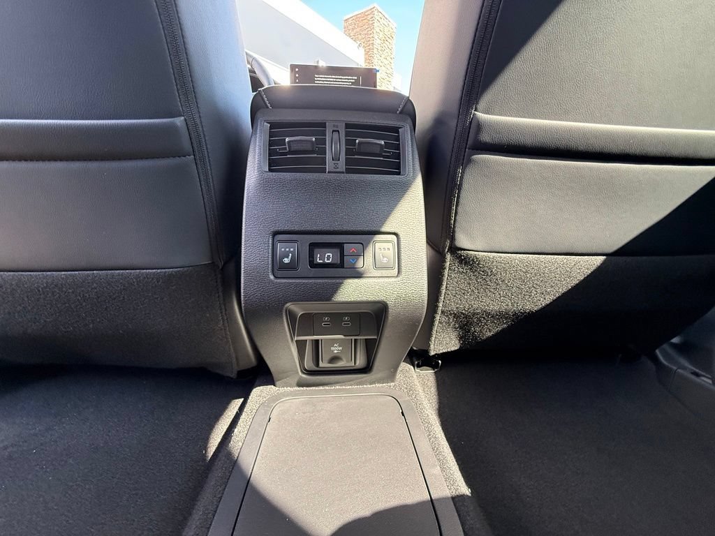 New 2026 Mitsubishi Outlander SEL AWD/4WD image 42