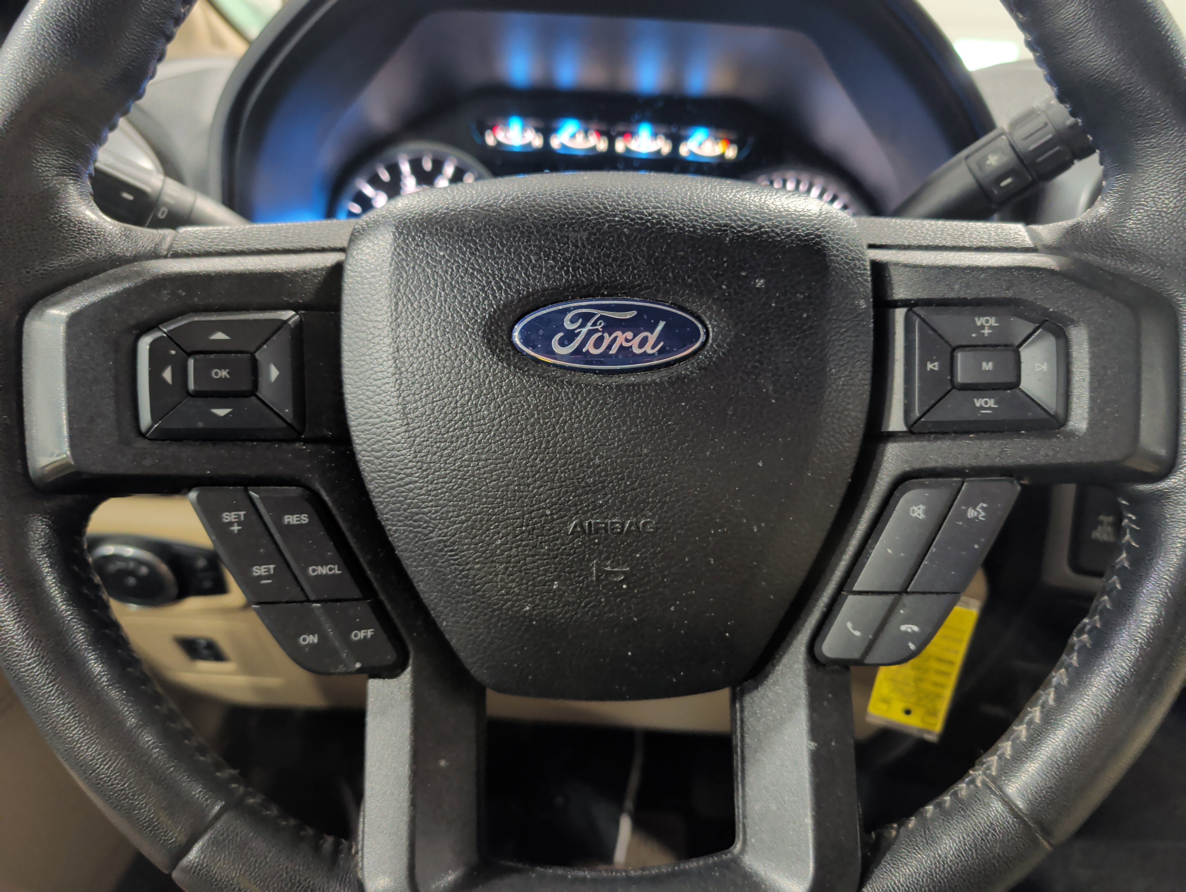 Used 2017 Ford F150 XLT w/ Equipment Group 302A Luxury AWD/4WD image 10