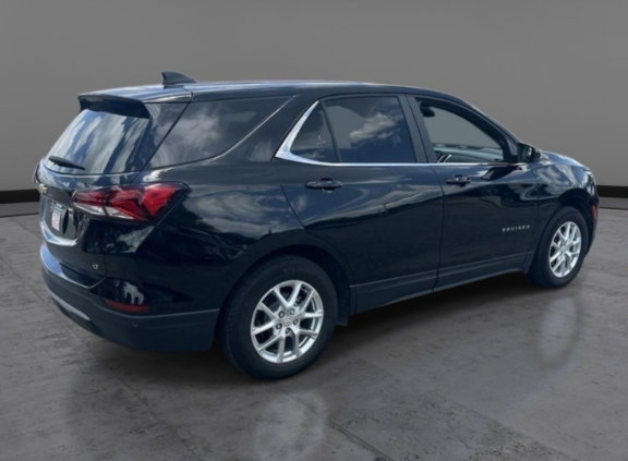 Used 2024 Chevrolet Equinox LT FWD image 5
