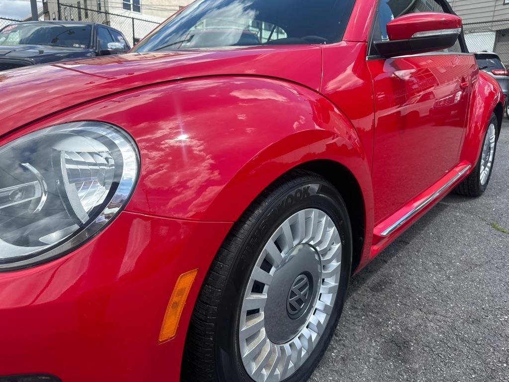 Used 2014 Volkswagen Beetle 1.8T FWD image 10