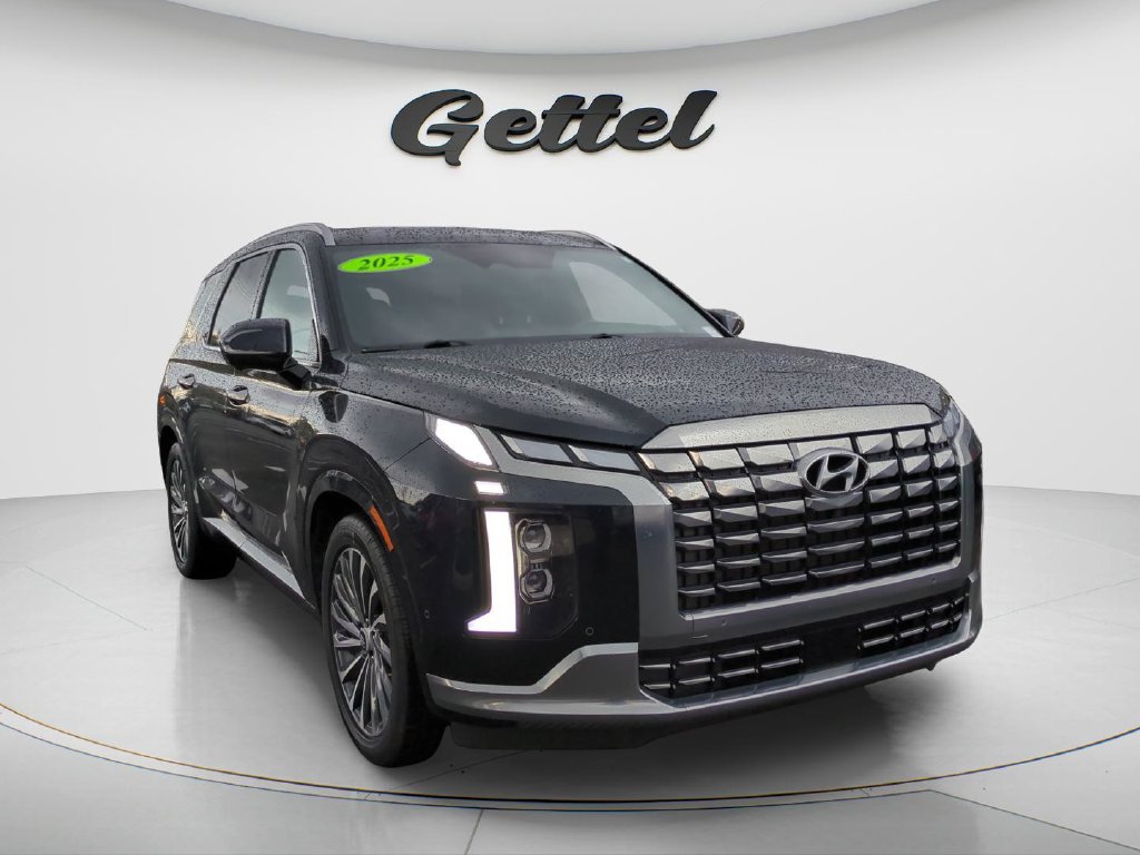 Certified 2025 Hyundai Palisade Calligraphy AWD/4WD image 3