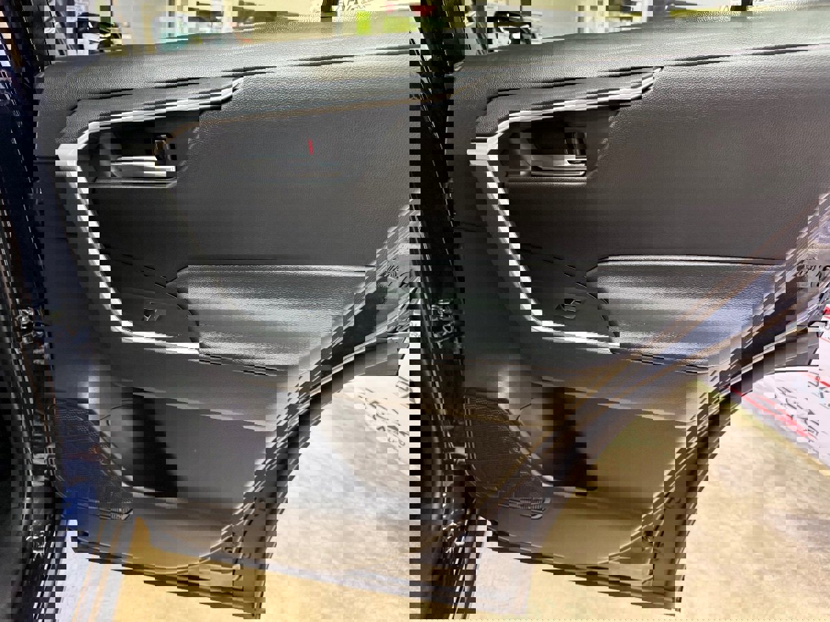 Used 2022 Toyota RAV4 XLE image 43