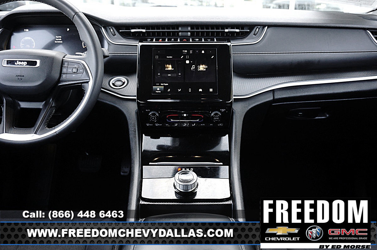Used 2024 Jeep Grand Cherokee Laredo image 15