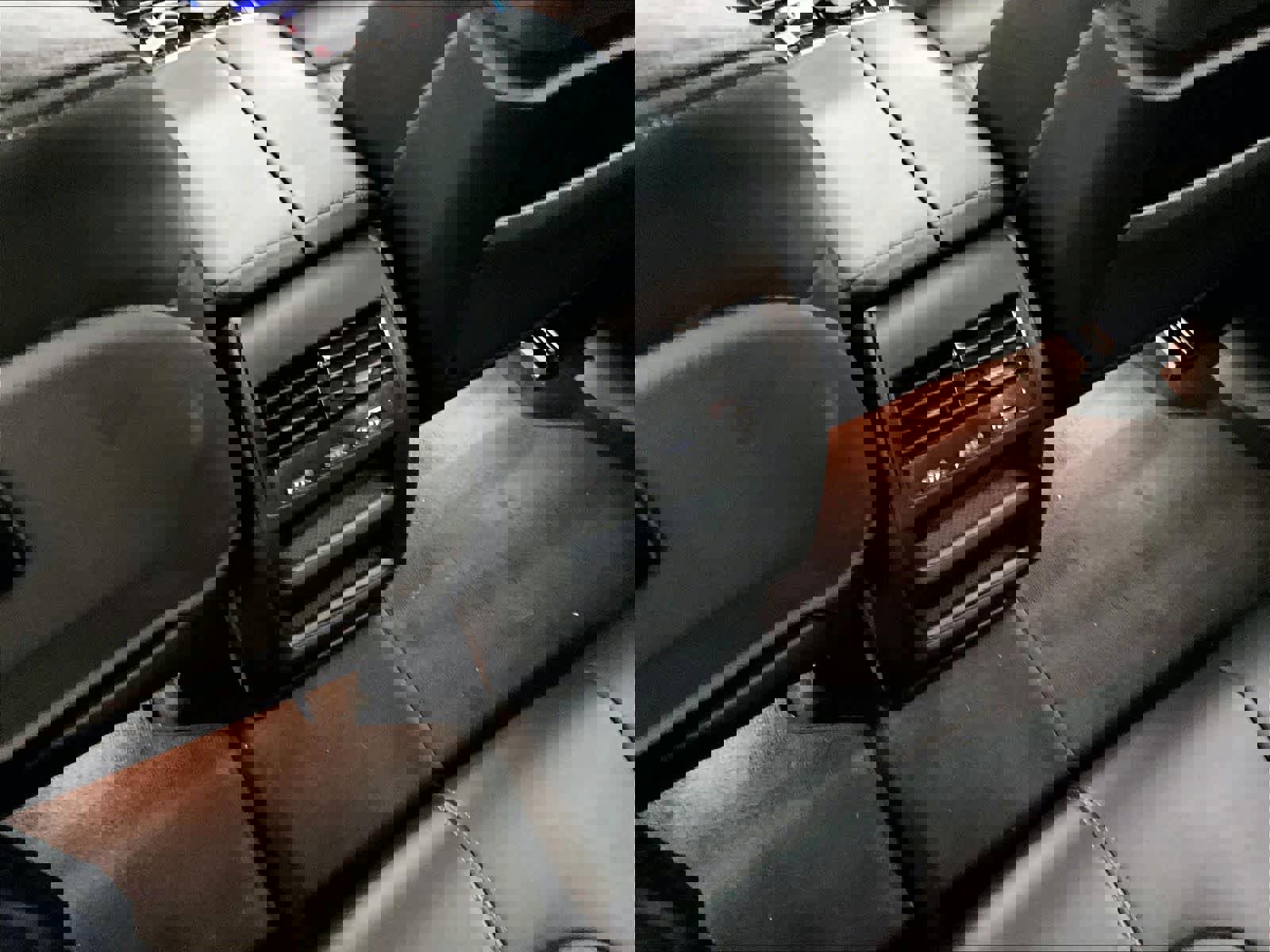 Used 2025 BMW X5 xDrive50e w/ Premium Package image 36