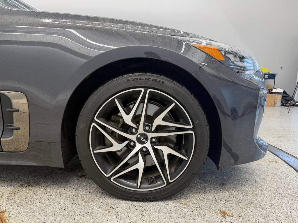 Used 2023 Kia Stinger GT-Line w/ Sun & Sound Package AWD/4WD image 13