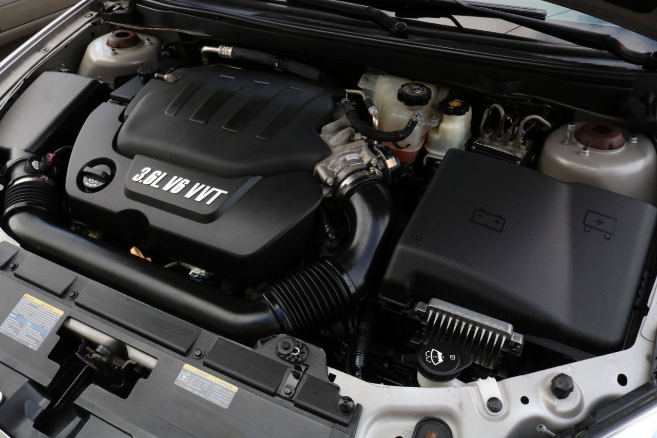 Used 2008 Pontiac G6 GXP w/ Sun And Sound Package image 41