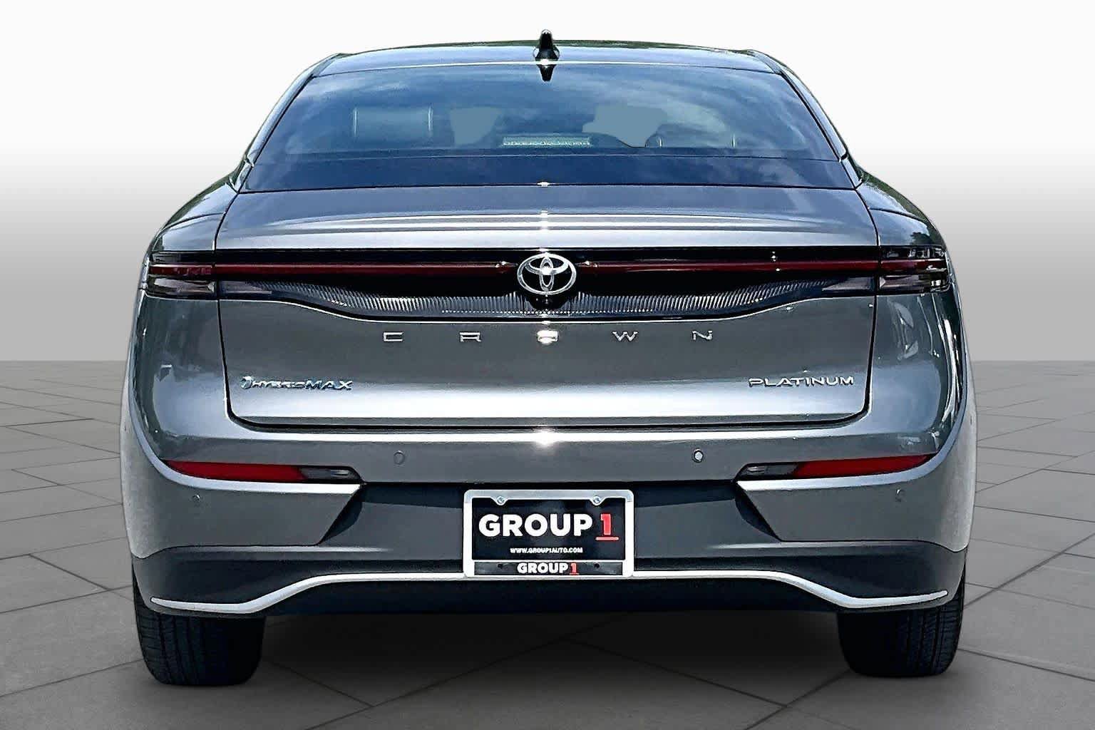 Used 2026 Toyota Crown Platinum AWD/4WD image 5