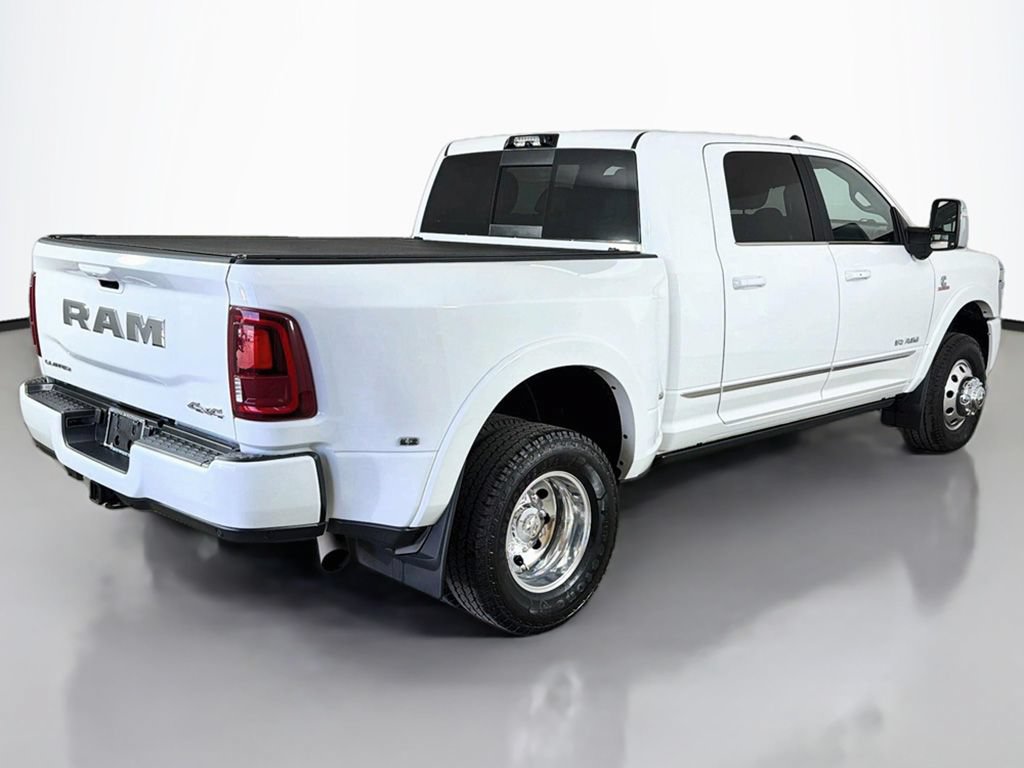 Used 2025 RAM 3500 Limited AWD/4WD image 15