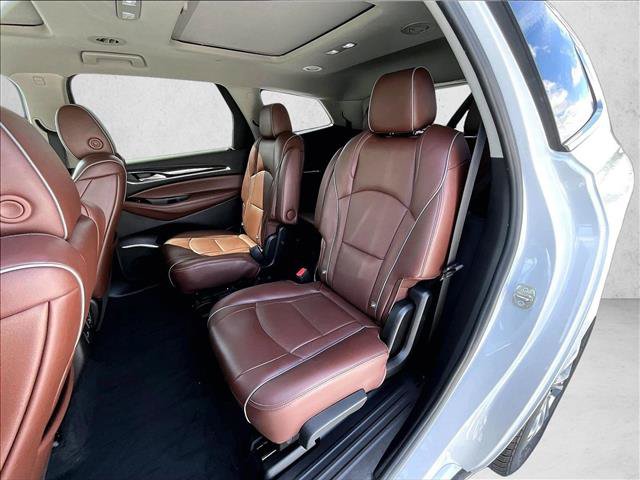 Used 2021 Buick Enclave Avenir w/ Avenir Technology Package AWD/4WD image 28