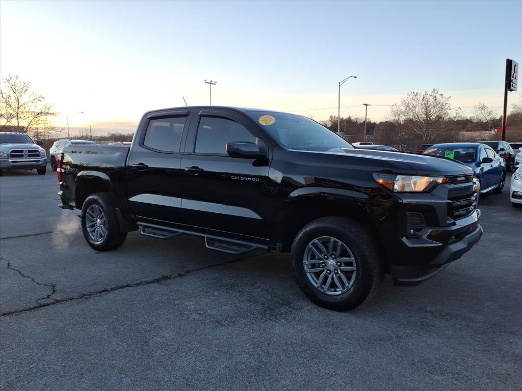 Used 2024 Chevrolet Colorado LT w/ LT Convenience Package II image 14