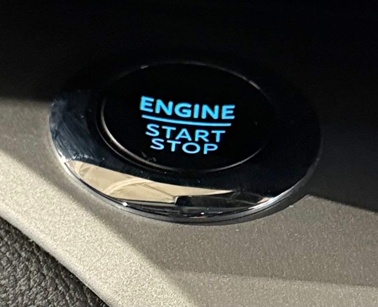 Used 2023 Ford Explorer XLT w/ Equipment Group 202A image 86