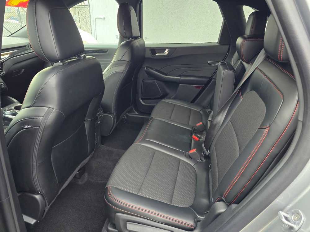 Used 2024 Ford Escape ST-Line w/ Tech Pack #1 image 17