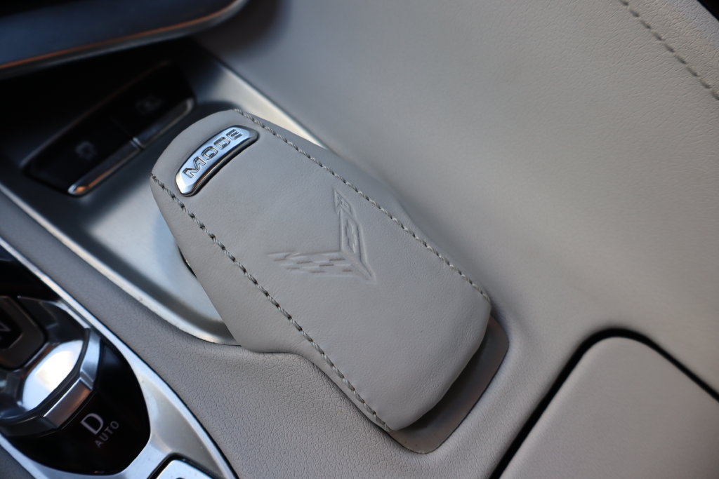 Used 2024 Chevrolet Corvette Stingray Preferred Cpe RWD image 12