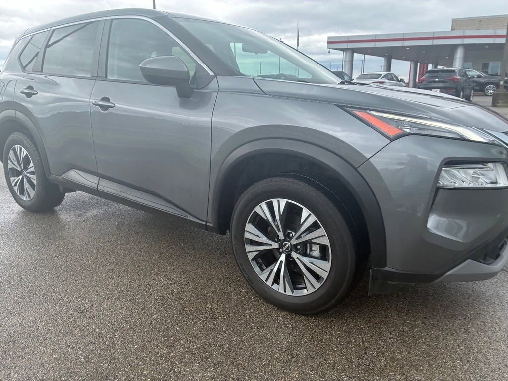 Used 2023 Nissan Rogue SV AWD/4WD image 6