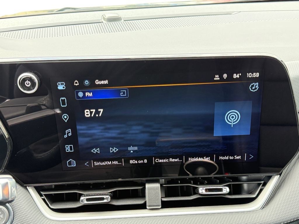 New 2027 Chevrolet Equinox LT w/ Convenience Package II FWD image 15
