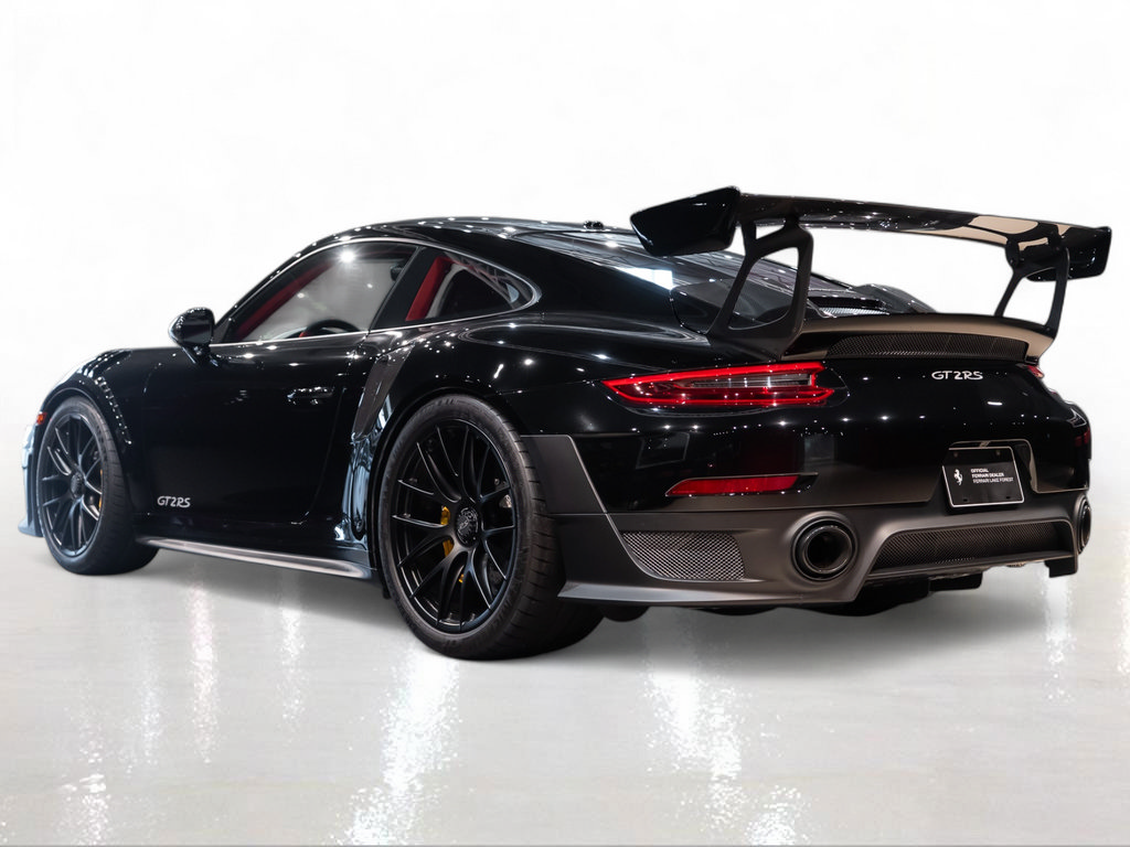 Used 2018 Porsche 911 GT2 RS RWD image 2