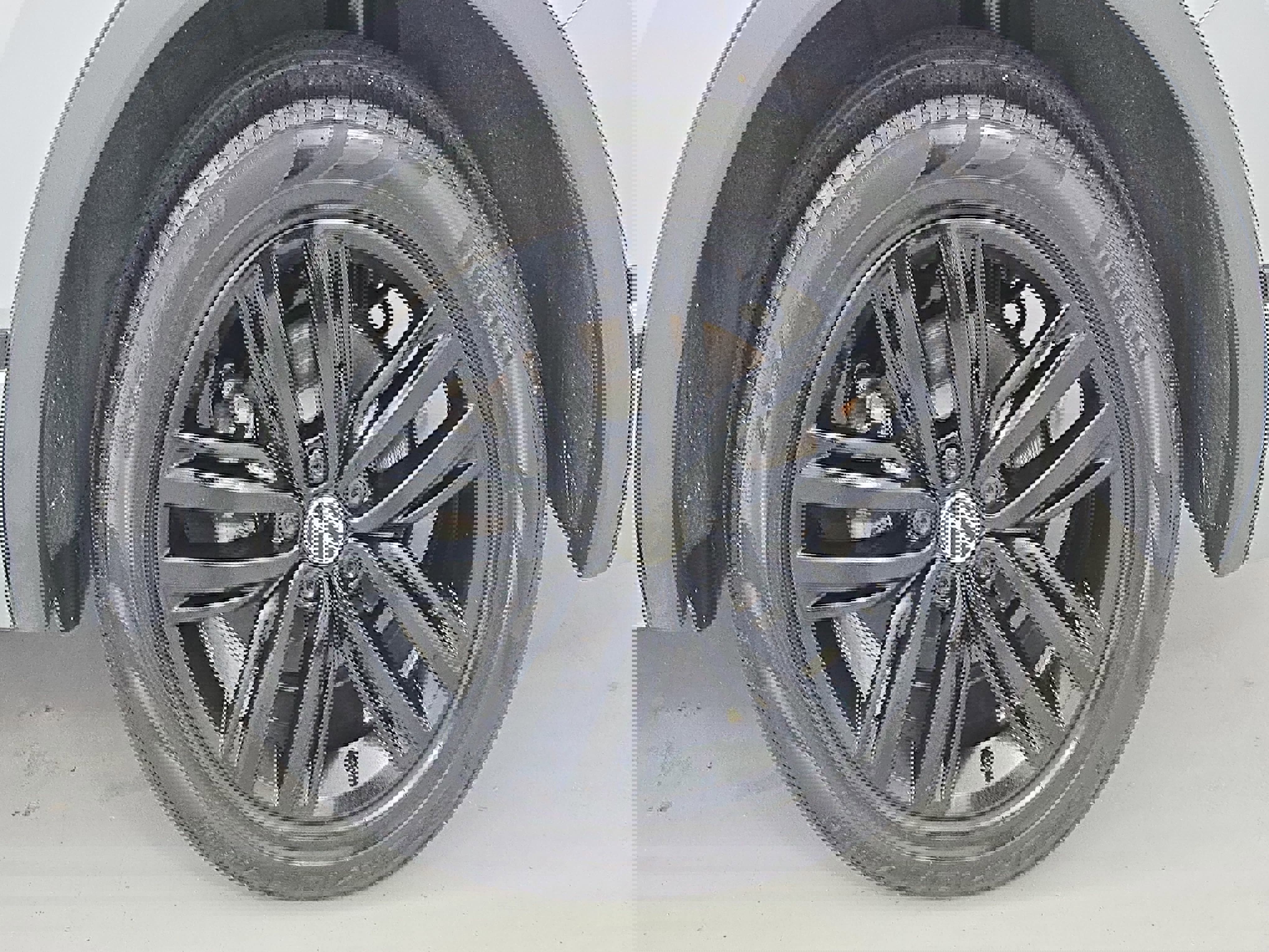 Used 2022 Volkswagen Tiguan SE R-Line image 32