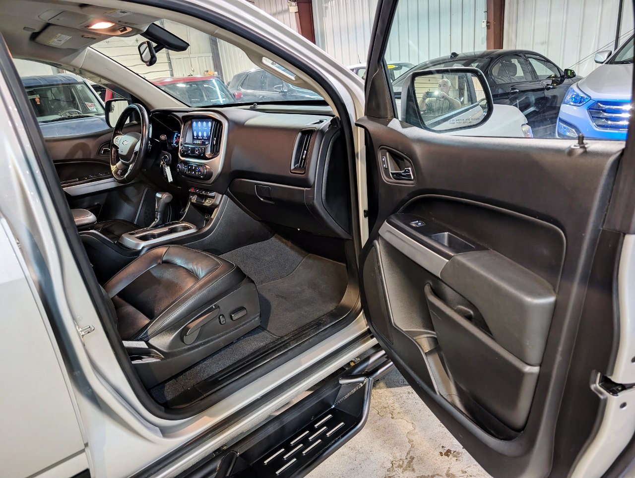 Used 2019 Chevrolet Colorado LT w/ Colorado RST Special Edition RWD image 26