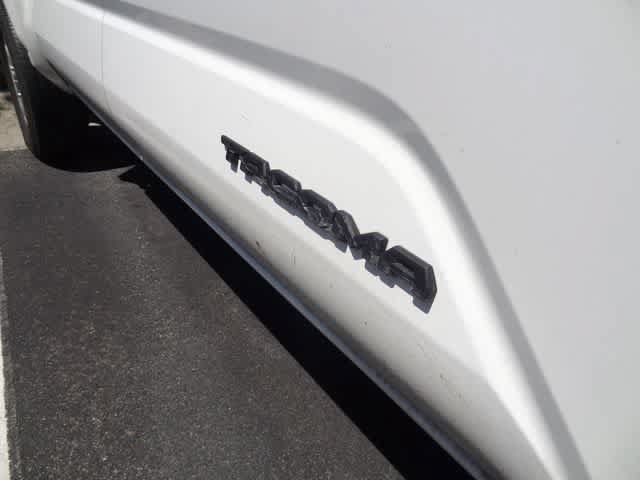Used 2024 Toyota Tacoma SR5 AWD/4WD image 19