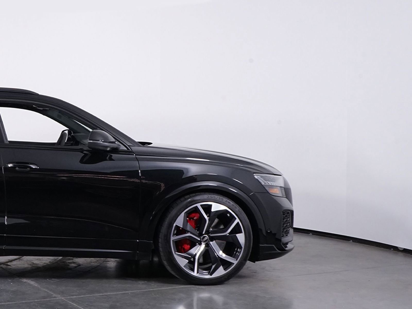 Used 2023 Audi RS Q8 image 16