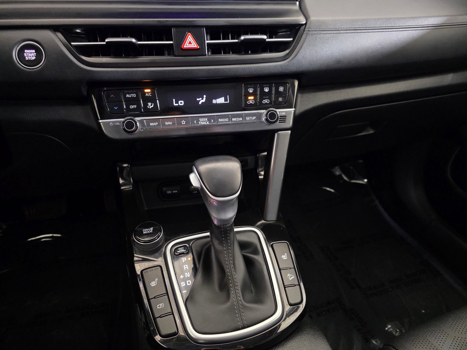 Used 2024 Kia Seltos EX FWD image 27