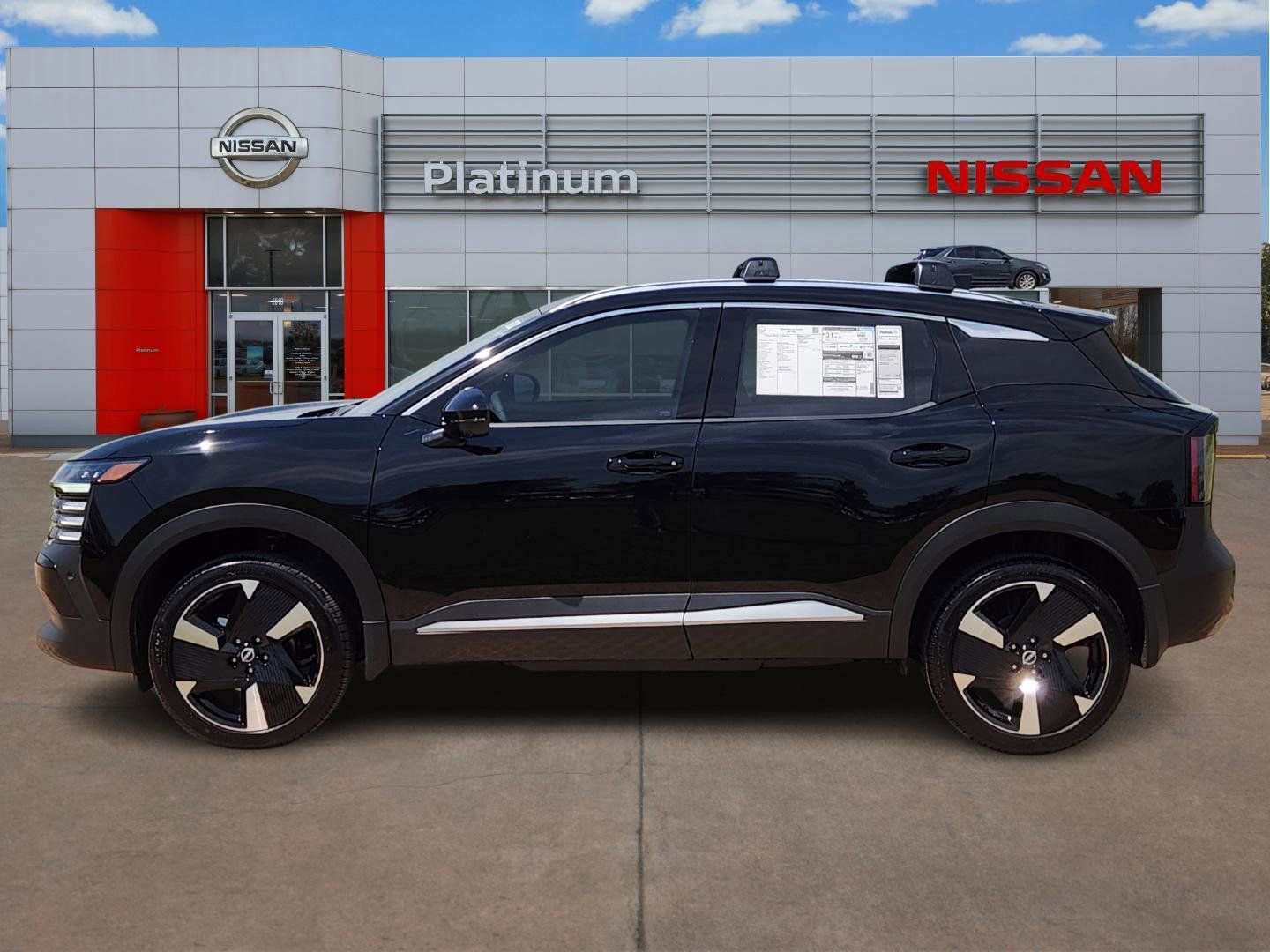 New 2026 Nissan Kicks SR image 3