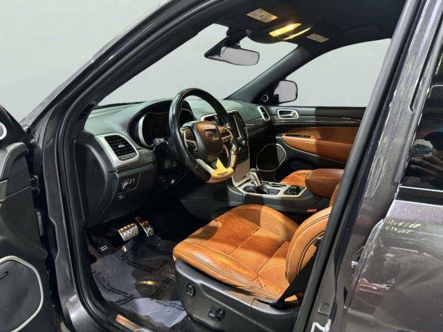 Used 2018 Jeep Grand Cherokee Trackhawk w/ Trailer Tow Group IV AWD/4WD image 17