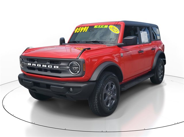 Used 2023 Ford Bronco Big Bend image 2