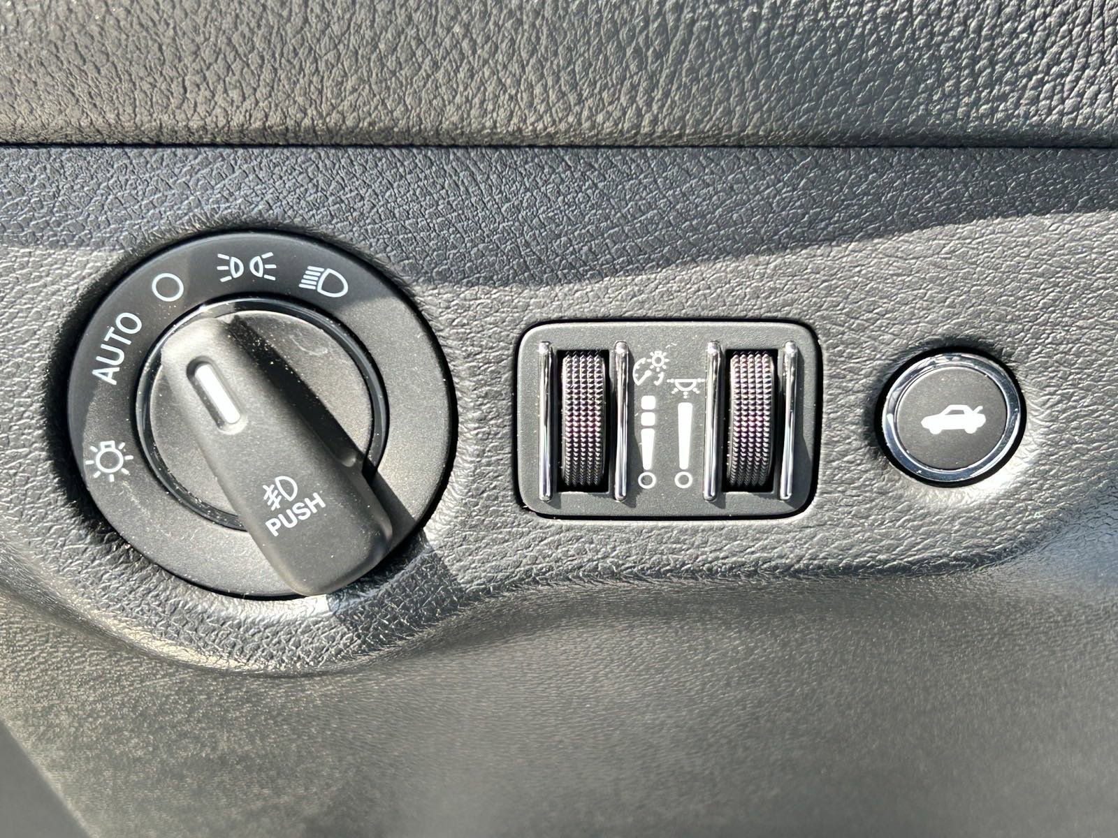 Certified 2022 Dodge Challenger R/T w/ T/A Package image 23