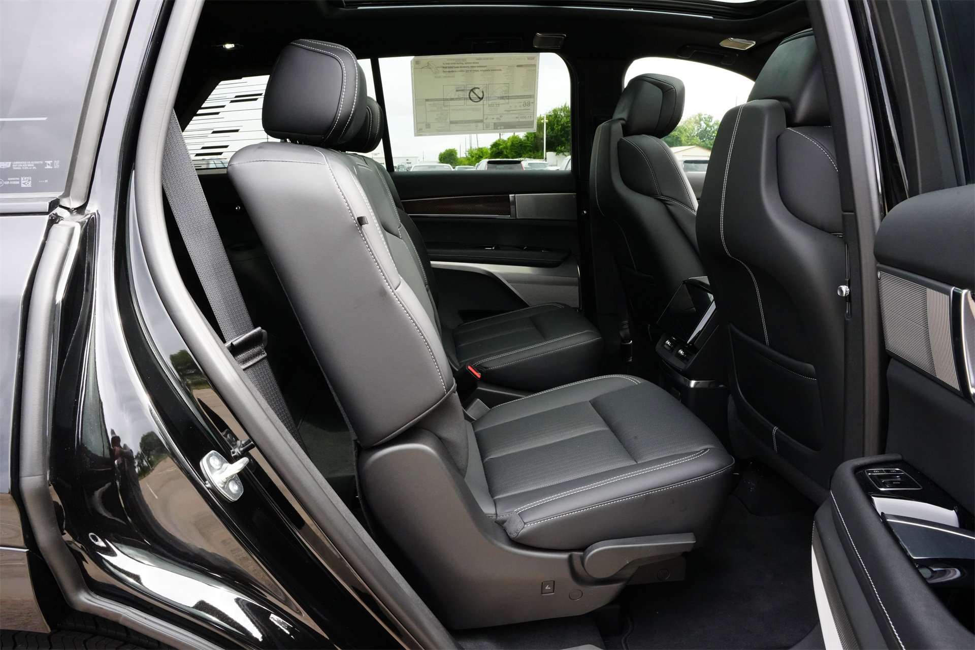 New 2026 Cadillac Vistiq Luxury image 23