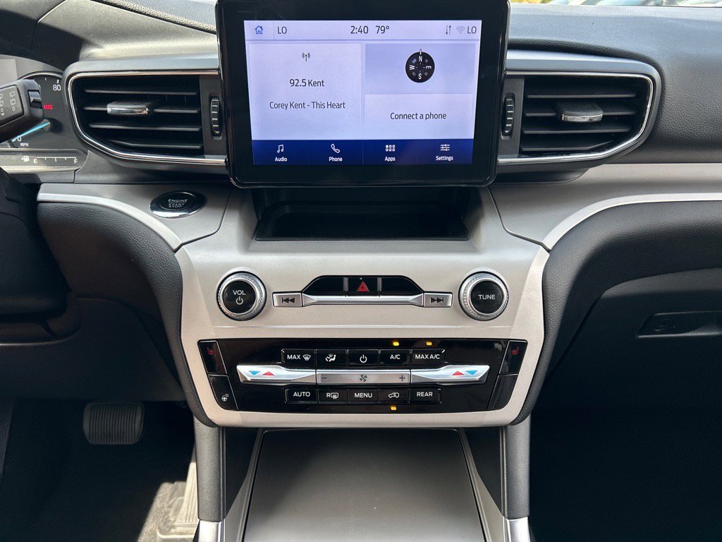 Used 2023 Ford Explorer XLT w/ Equipment Group 202A image 28