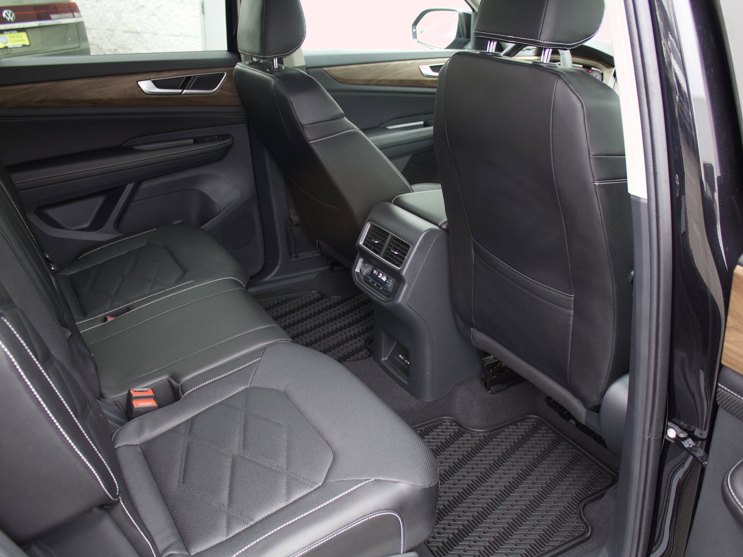 New 2026 Volkswagen Atlas SE AWD/4WD image 31
