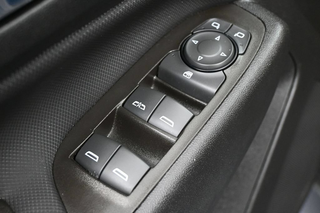 Used 2024 Chevrolet Equinox RS FWD image 14